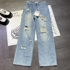 Chanel Jeans